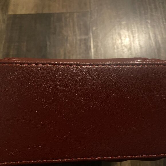 New Mini Burgundy Quilted Box Bag – Purse Handbag w/Gold Zipper & Accents - Picture 8 of 10